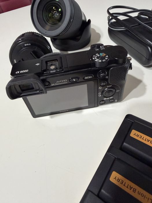 Sony a6000 + obiective (Sony, Sigma)