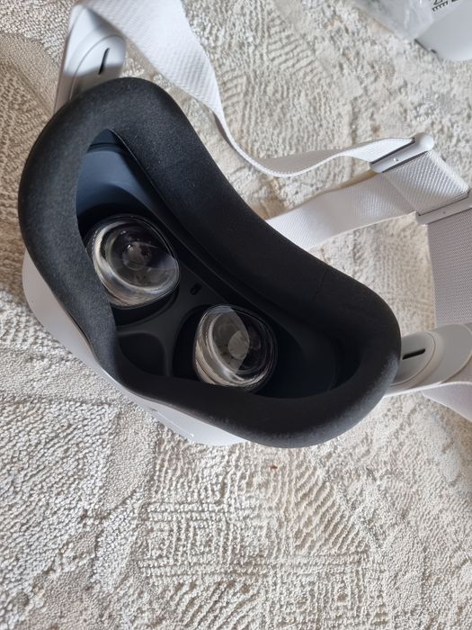 Oculus quest 2 128gb o'yinlari bilan birga