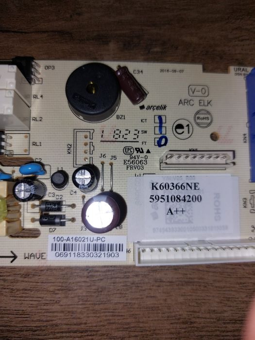 Placa electronica combina frigorifica Beko