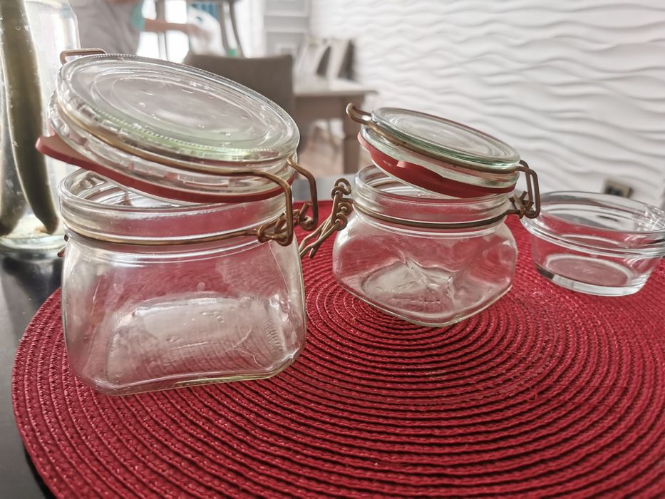 Продаются банки с бугельным замком банки для икры