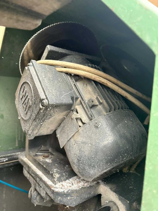 Машина за стъклодържатели