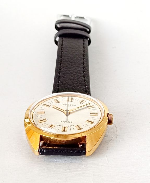 Wostok Восток - позлатен мъжки часовник с ръчно навиване