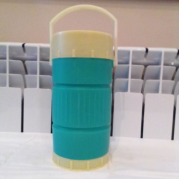 Термос для еды б/у.