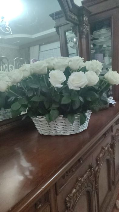 Корзинкамен 51 гүл сатылады