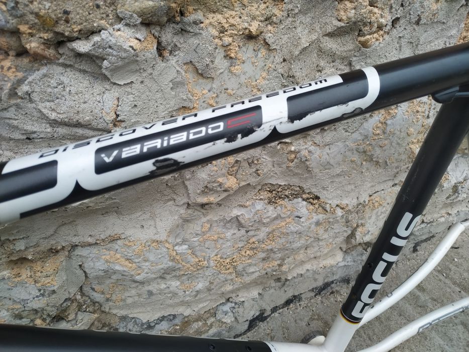 Шосейна рамка с карбонова вилка