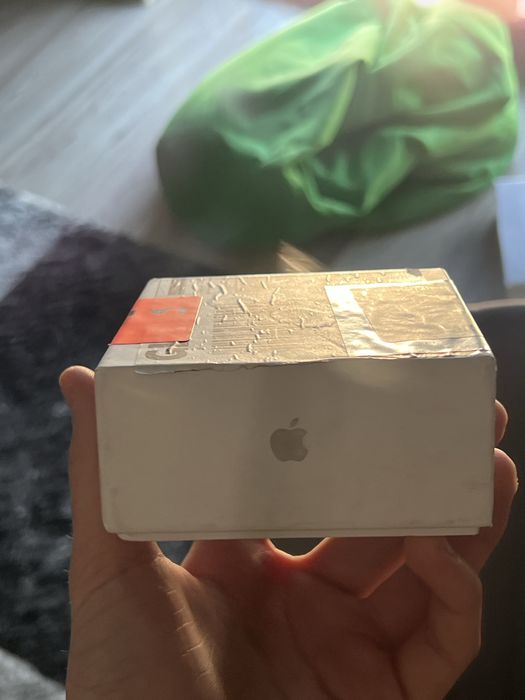 Airpods pro 3 ……..