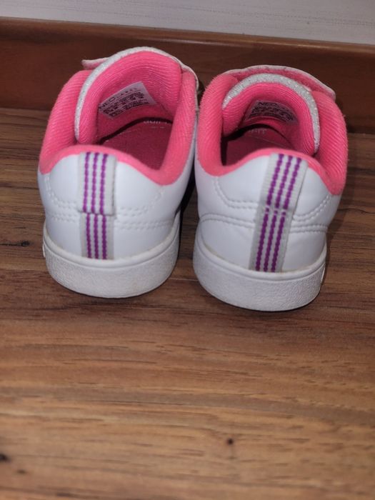 Маратонки Adidas, 25,5 номер