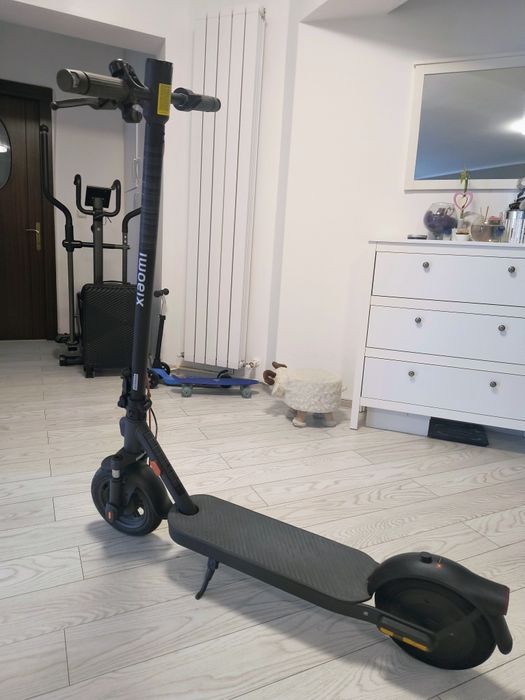 Trotineta Xiaomi elite cumparata de 2 luni in garantie
