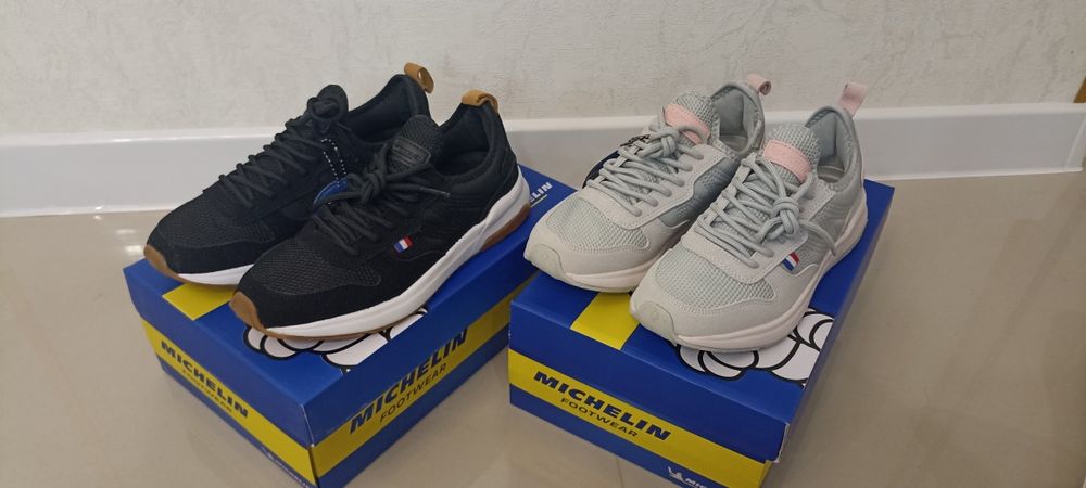 Кроссовки 36 и 37 размера