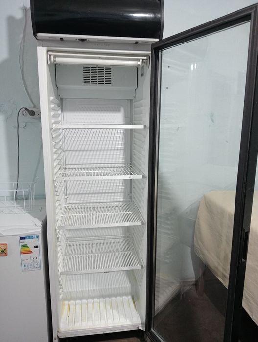 Холодильник ветринный