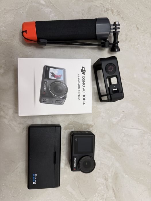 Camera DJI Osmo Action 4 | kit 3 baterii + charging case | card 256 GB | stick cadou