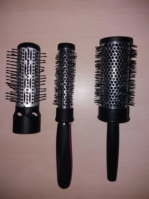 Perie electrica pentru uscare si volum Housewives , 1200 W