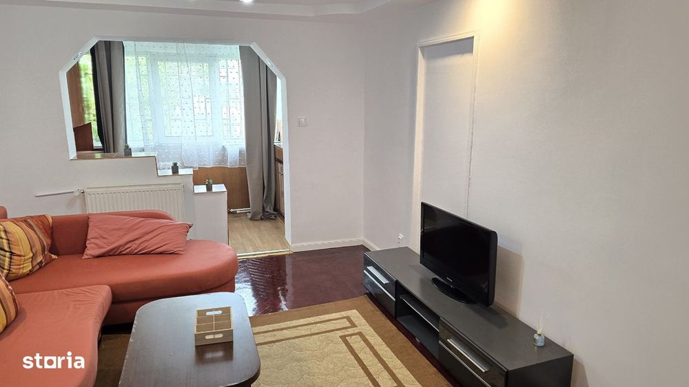 Inchiriez apartament cu 2 camere in Deva, Bld. Dacia, parter,