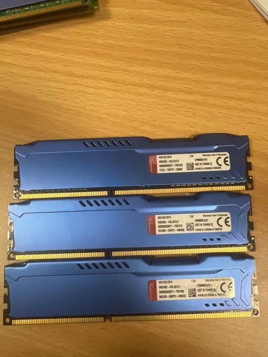 3x4GB Kingston Fury DDR3