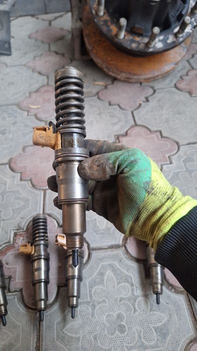 Форсунки от Рено премиум 2014 года