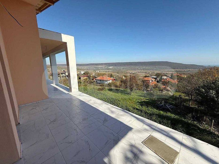 Продава се Къща в с. Рогачево, Област Добрич - 400 кв.м за 775 €/кв.м - Снимка #1