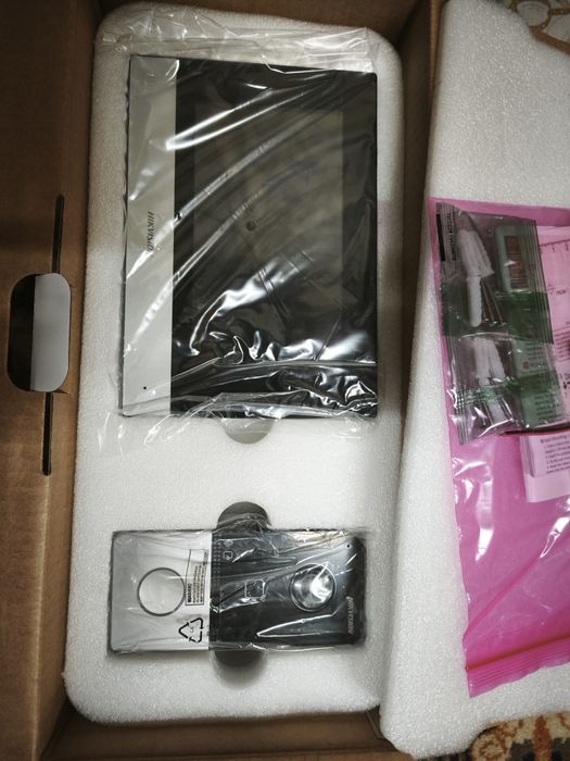 Домофон Hikvision
