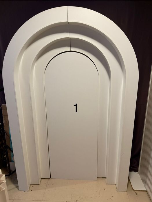 Арки за декорация под наем