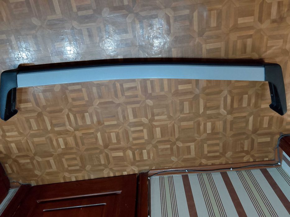 Продам бампер на Ниву 2121