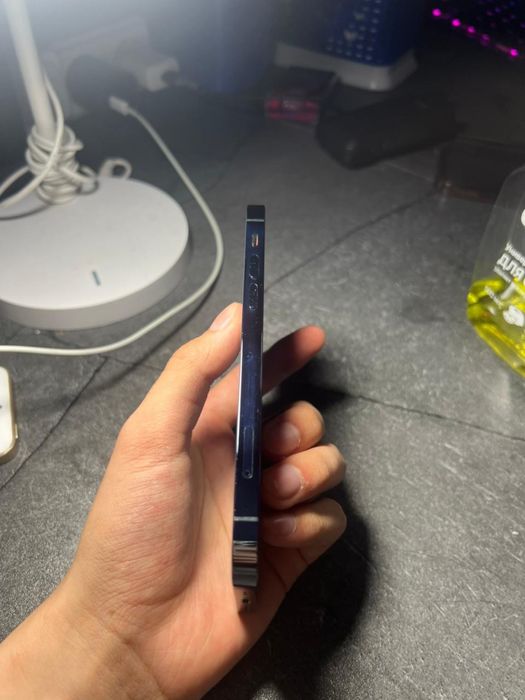 Продам iPhone 12Pro