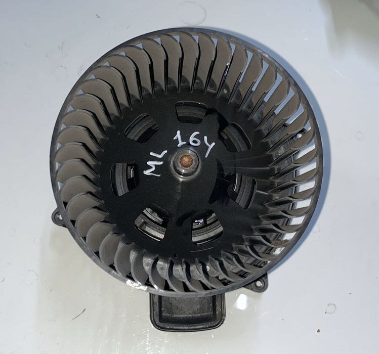 Моточик печки Мерседес, БМВ, Land Rover, Mini Cooper.