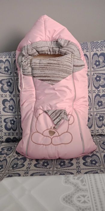 Продам зимний конверт на выписку