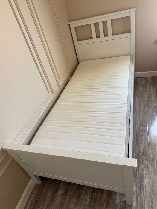Кровать IKEA 90*200