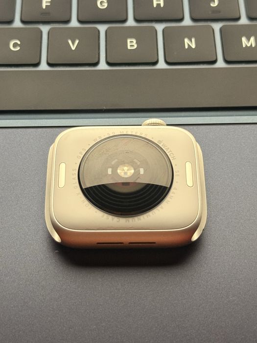 Apple Watch SE Gen 2 GPS