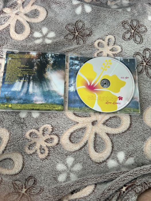 Zara Larsson – Midnight Sun signed cd