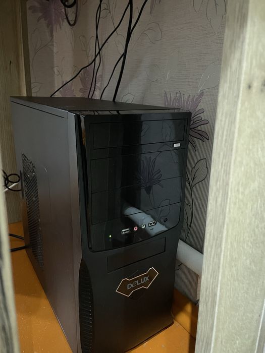 Продаю компьютер полный компелект!