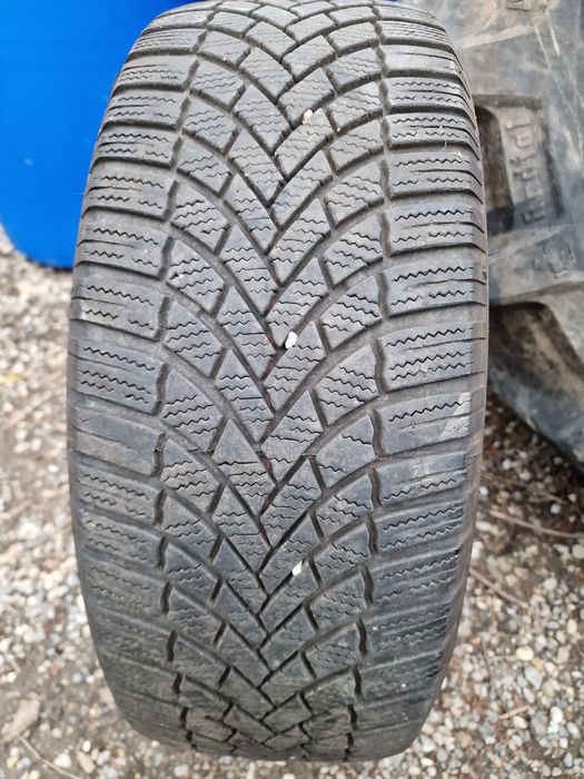 Anvelopă 205/55R17 marca Bridgestone, M+S, DOT 2021,6.5 mm