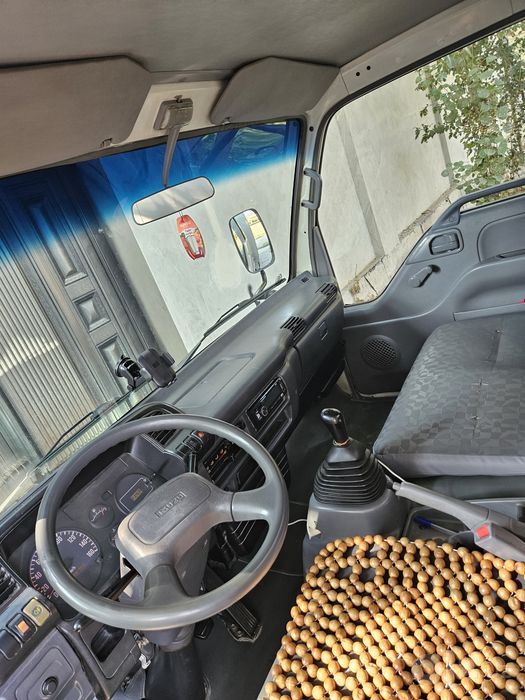 Isuzu yuk moshina  QATAP XAYDALGAN