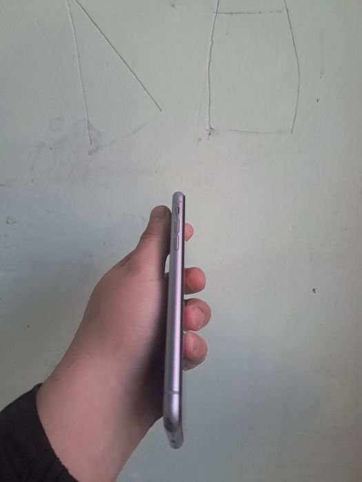 IPhone 11 продаю