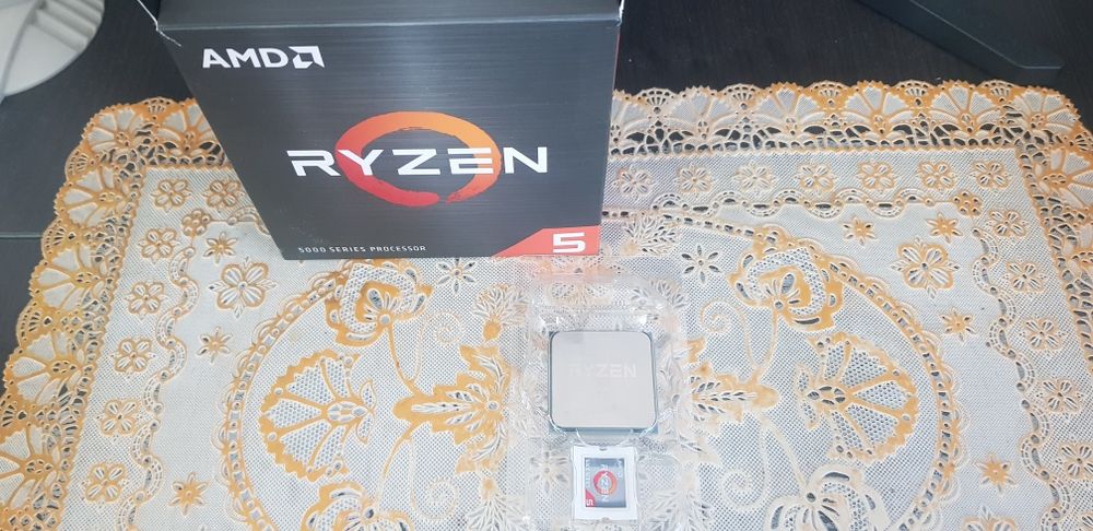 Procesor AMD Ryzen 5 3500 3.6GHz Box