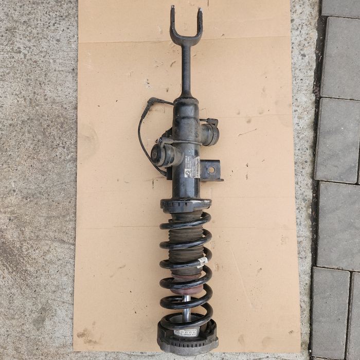 Amortizor suspensie fata BMW Seria 5 F10 F11 cod 37116798406