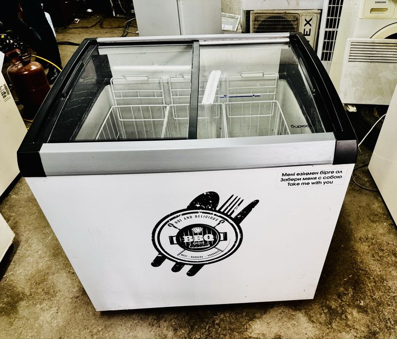 Морозильник 230л. Отличное  состояние