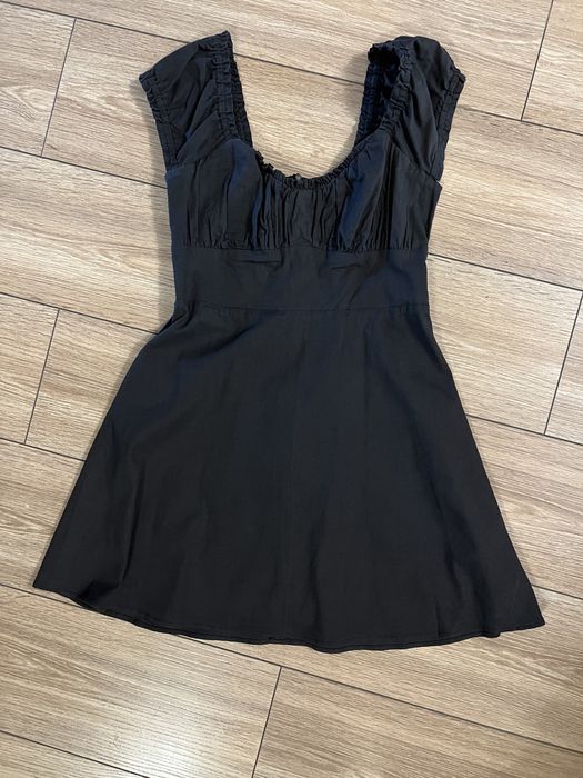 Продам платья размер S-M