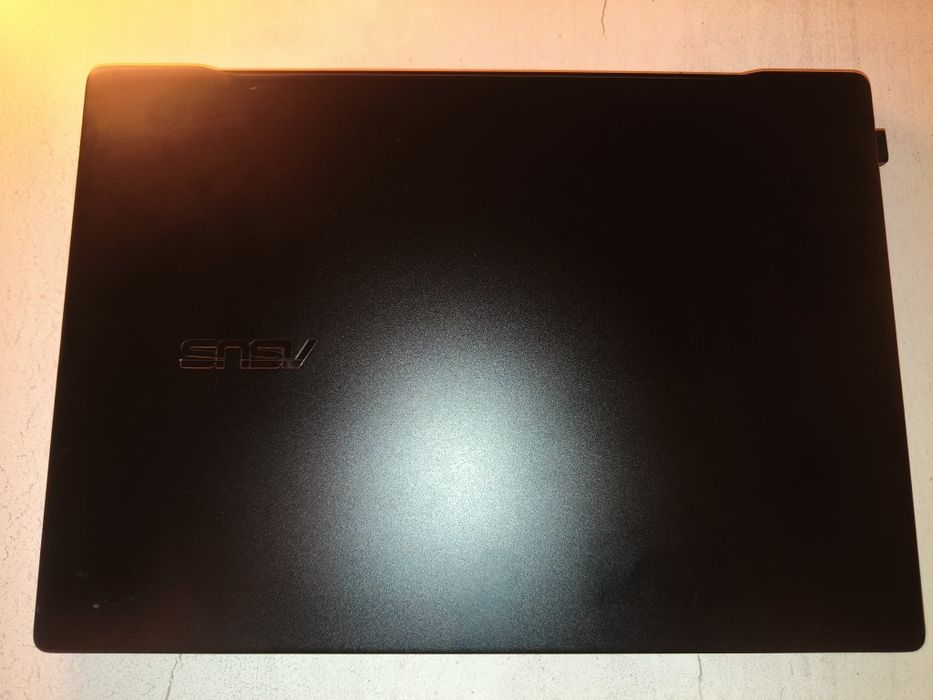 Asus Vivobook S14 OLED 2025 года