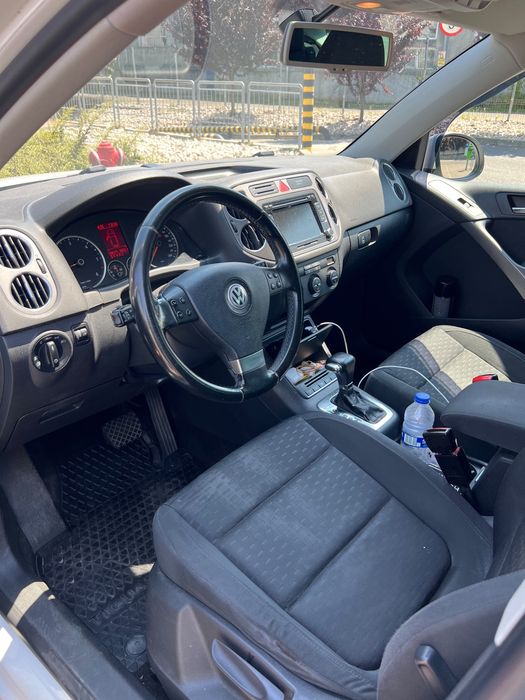 VOLKSWAGEN Tiguan 2008