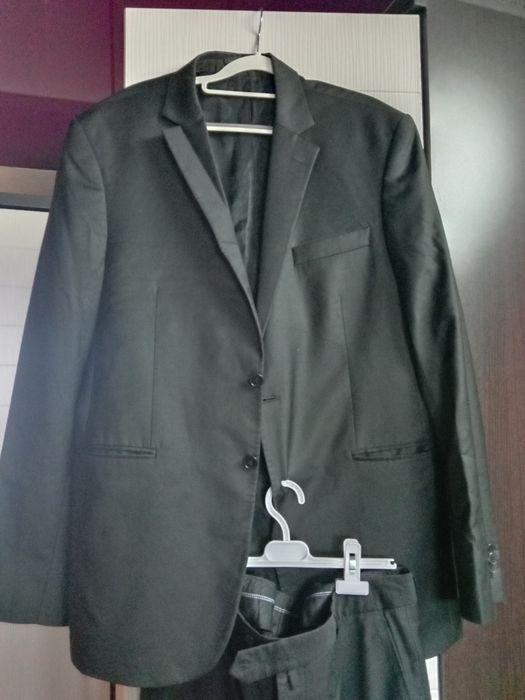 Классический костюм