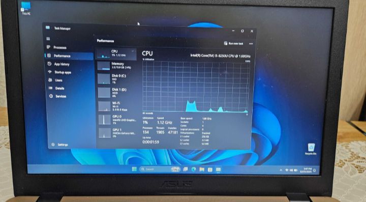 Vând Laptop SH ASUSX542UN 2018  preț 800   cu avans