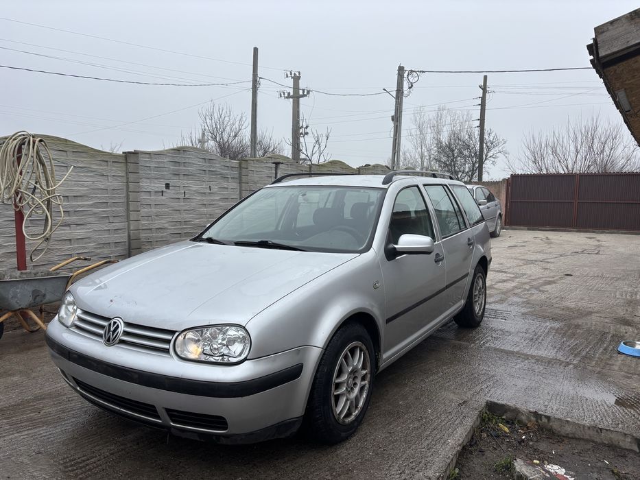 Volkswagen golf 4 1.6 16v GPL