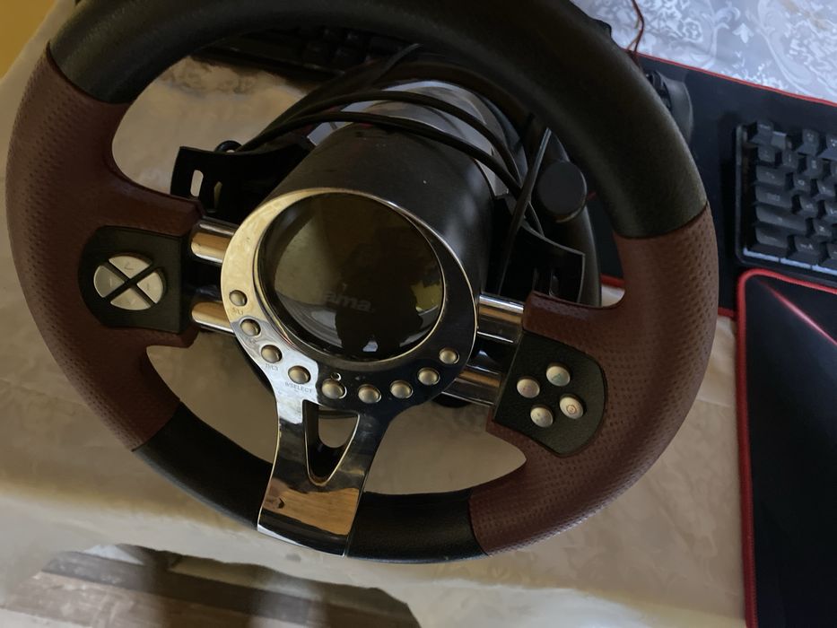 Vand volan gaming (fara pedale )+tstatura mouse Redragon