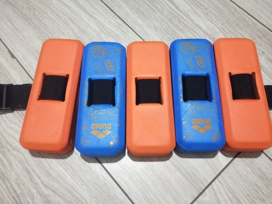 Спасательный детский пояс Arena.