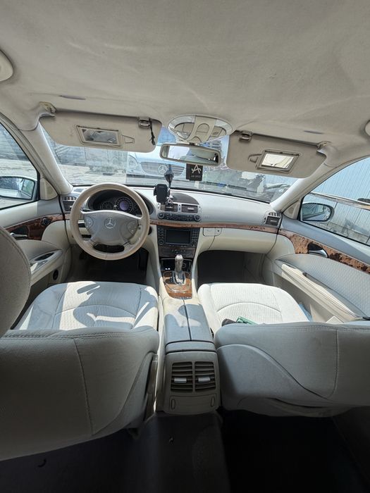 Mercedes Benz E 220