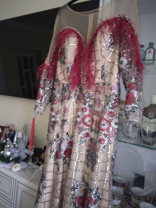 Rochie de seara pt pretentiosi