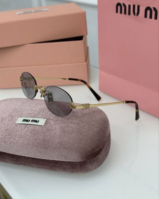 Нови слънчеви очила Miu Miu размер 51-20-140