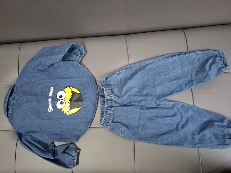 Продам детские вещи