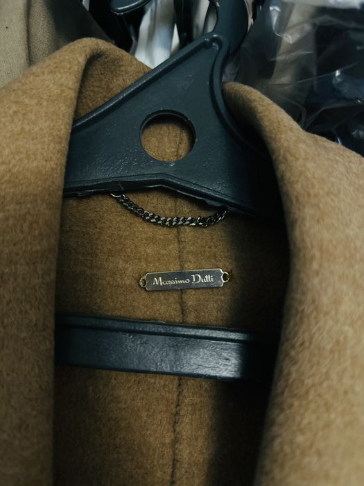 Продам пальто Massimo Dutti