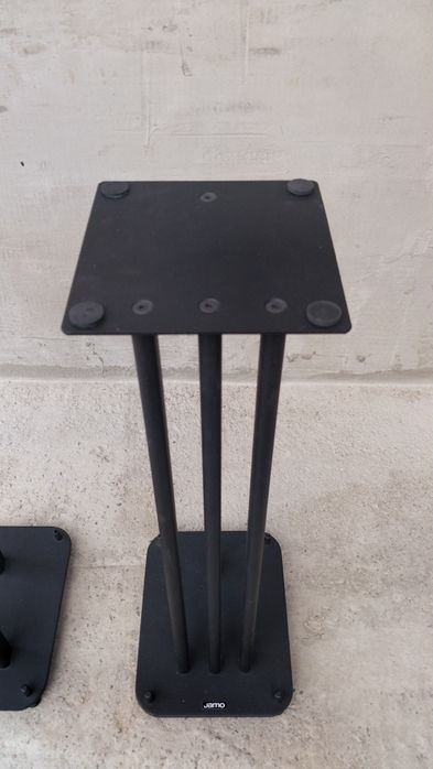 Hi-Fi стойки (подставки) Jamo для акустической системы
